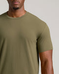 Maglietta girocollo verde militare taglio tall